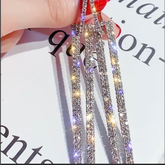 Zircon 💯 Authentic - Picture 1 of 4